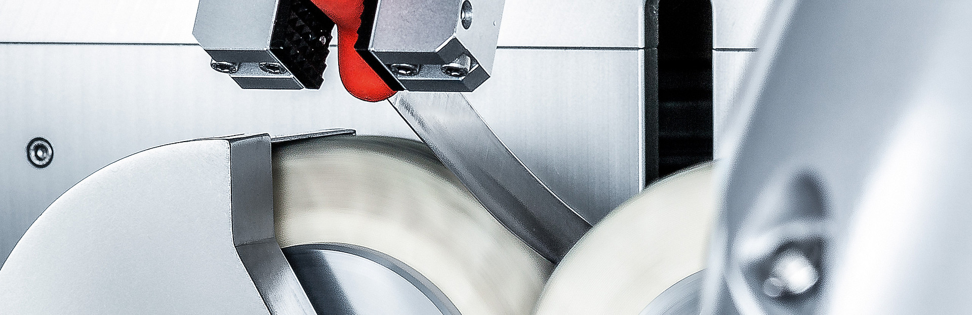Vollautomatische Handmesser-Schleifmaschine E 50 RT