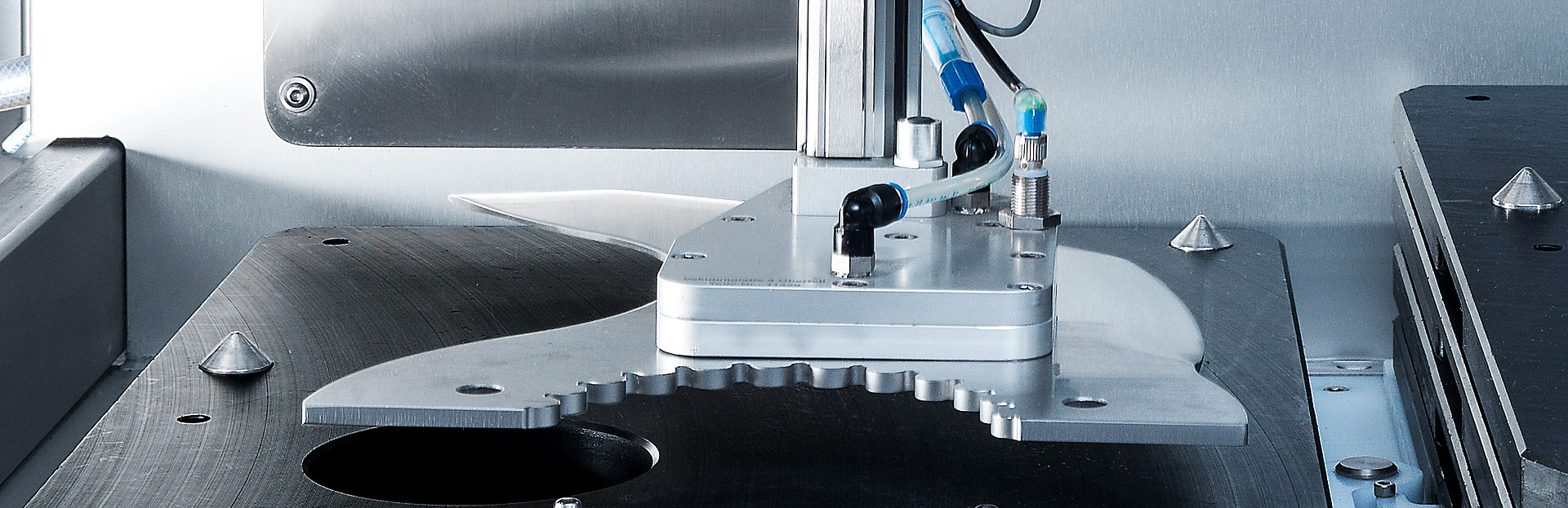 KNECHT Automatische Schleif- und Poliermaschine B 600