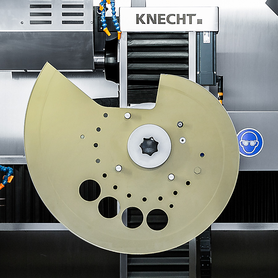 Sichelmesser bis 1200 mm (R 600 mm) Sichelmesser bis 1200 mm (R 600 mm)