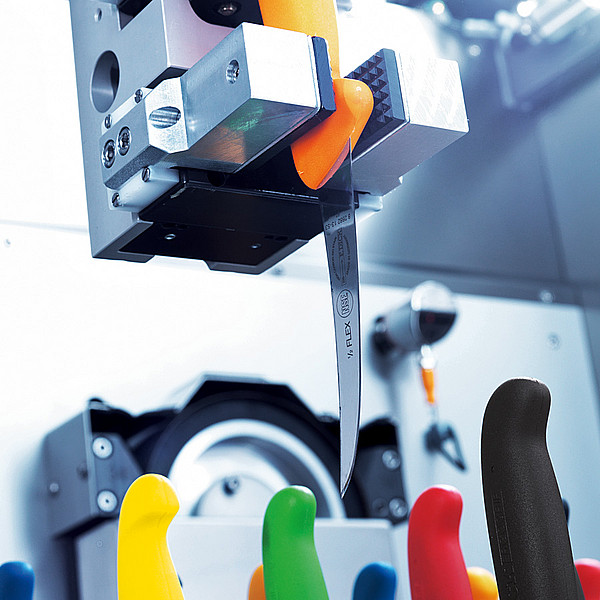 Vollautomatische Handmesser-Schleifmaschine E 50