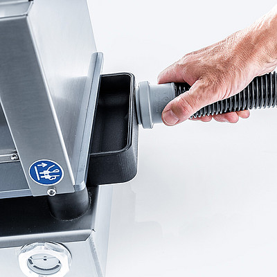 Schmutzschublade mit Absaugstutzen