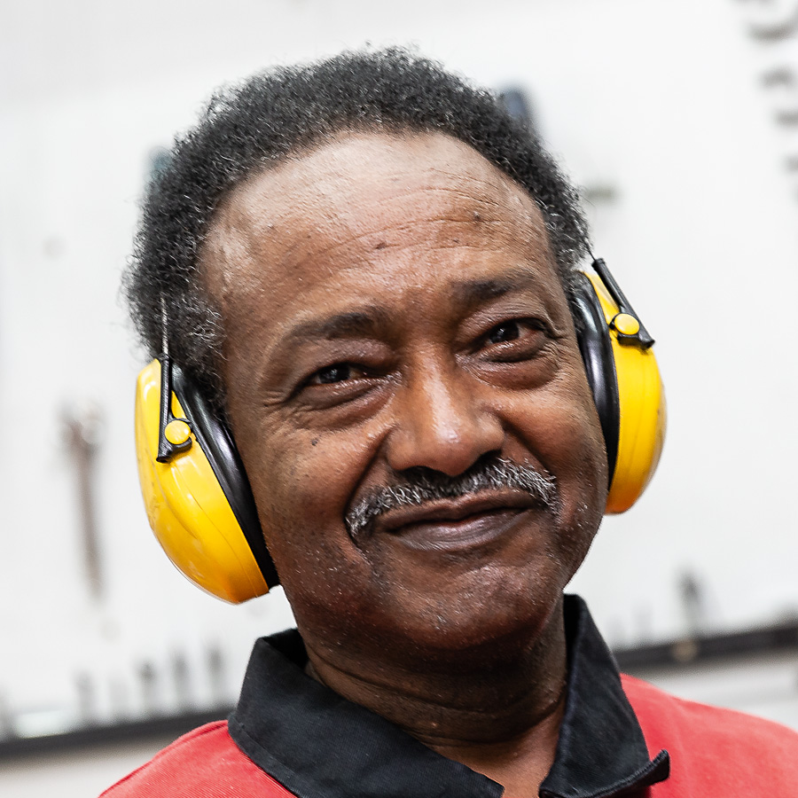 Цех станков: Mogos Surafial