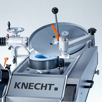 Grinding circular knives Grinding circular knives