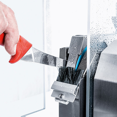 Grinding device