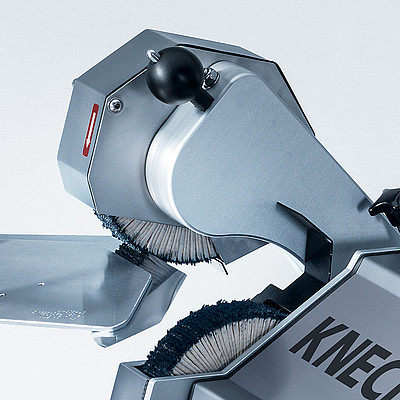 Пластинчатая щетка Пластинчатая щетка